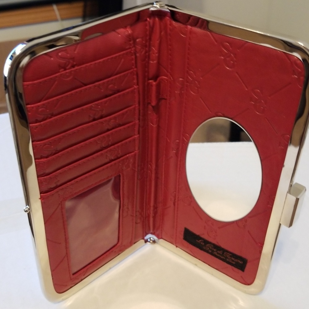 Wallet - Picture 7 of 8
